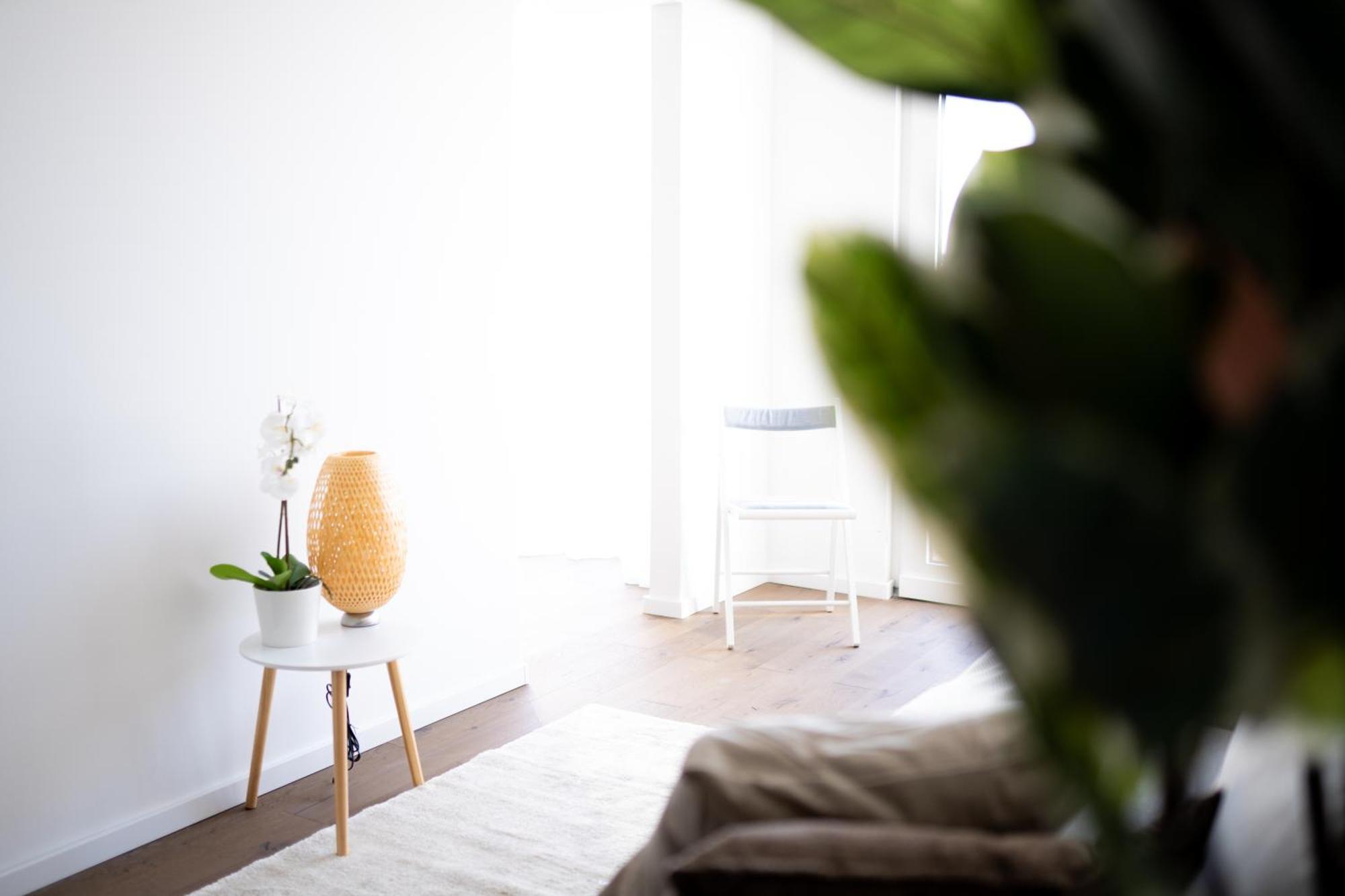 Appartement Design With Balcony & Free Parking