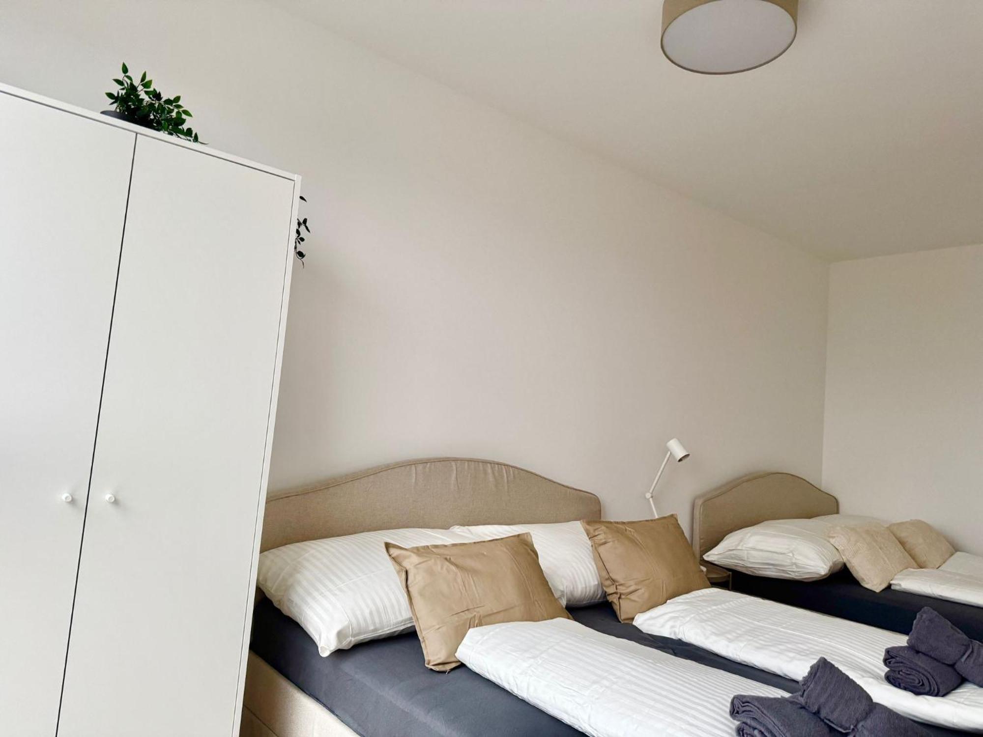 Appartement Design With Balcony & Free Parking Wenen